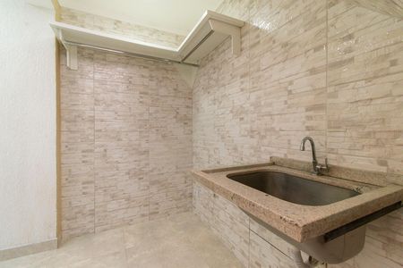 Área de Serviço de casa para alugar com 1 quarto, 45m² em Jardim Marília, São Paulo