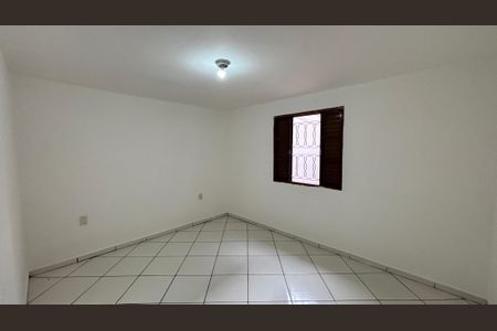 Casa para alugar com 230m², 4 quartos e sem vagaCasa 2 - Quarto 
