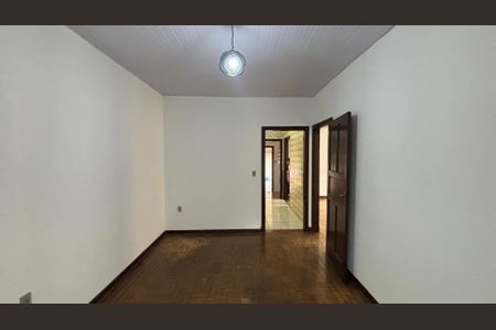 Casa para alugar com 230m², 4 quartos e sem vagaQuarto 1