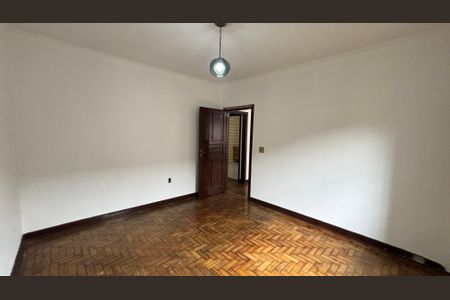 Casa para alugar com 230m², 4 quartos e sem vagaQuarto 2