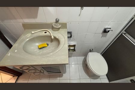 Casa para alugar com 230m², 4 quartos e sem vagaCasa 2 - Banheiro da Suíte