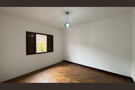 Casa para alugar com 230m², 4 quartos e sem vagaQuarto 2