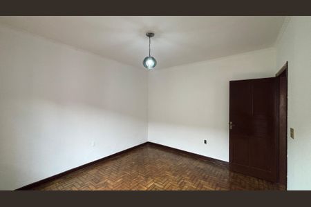 Casa para alugar com 230m², 4 quartos e sem vagaQuarto 2