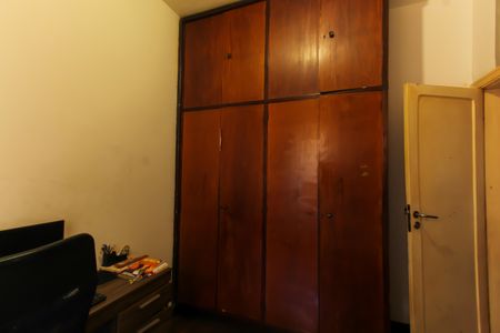 Apartamento à venda com 95m², 3 quartos e 3 vagasQuarto 2