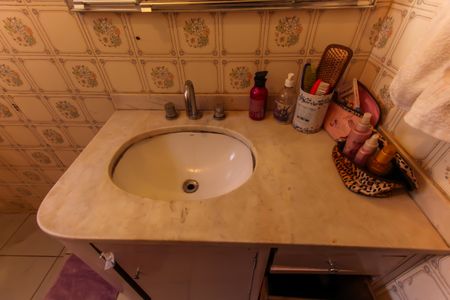 Apartamento à venda com 95m², 3 quartos e 3 vagasBanheiro Social