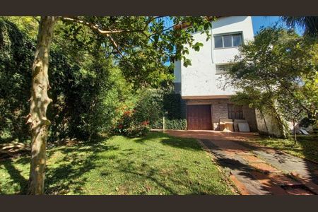 Casa à venda com 400m², 4 quartos e 11 vagas