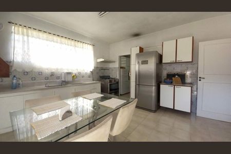 Casa à venda com 400m², 4 quartos e 11 vagas