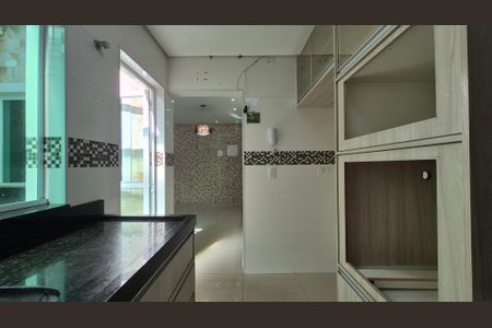 Apartamento à venda com 93m², 3 quartos e 2 vagas Apartamento à venda com 93m², 3 quartos e 2 vagasCozinha