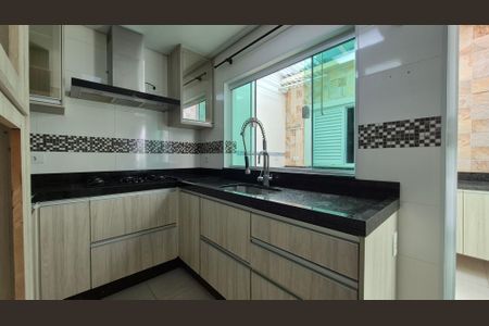 Apartamento à venda com 93m², 3 quartos e 2 vagas Apartamento à venda com 93m², 3 quartos e 2 vagasCozinha
