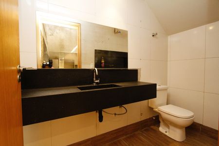 Casa para alugar com 220m², 2 quartos e 1 vagaBanheiro 1