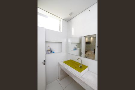 Casa para alugar com 220m², 2 quartos e 1 vagaBanheiro 2