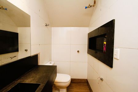 Casa para alugar com 220m², 2 quartos e 1 vagaBanheiro 1