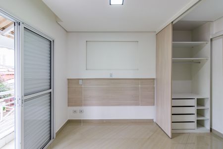 Casa à venda com 3 quartos, 148m² em Jardim Monte Kemel, São Paulo