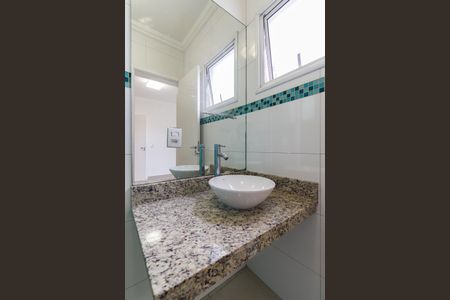 Casa à venda com 148m², 3 quartos e 4 vagasBanheiro Suíte 3