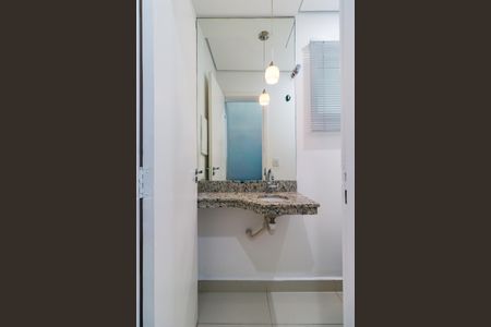 Casa à venda com 148m², 3 quartos e 4 vagasLavabo