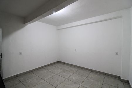 Sala/Quarto de casa para alugar com 1 quarto, 23m² em Jardim Raposo Tavares, São Paulo