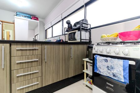 Cozinha de kitnet/studio à venda com 1 quarto, 31m² em Sé, São Paulo