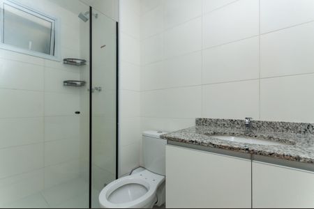 Apartamento à venda com 70m², 3 quartos e 1 vaga Apartamento à venda com 70m², 3 quartos e 1 vagaBanheiro da Suíte