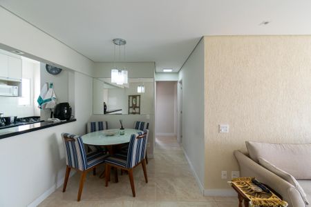 Apartamento à venda com 78m², 3 quartos e 2 vagasSala 