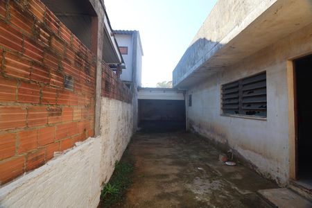 Área externa de casa para alugar com 2 quartos, 90m² em Rio Branco, Canoas