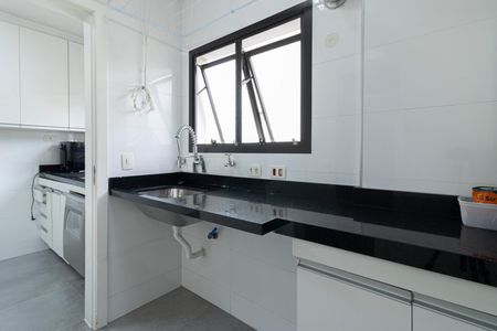 Apartamento para alugar com 70m², 2 quartos e 1 vagaÁrea de Serviço