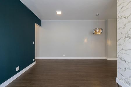 Apartamento para alugar com 70m², 2 quartos e 1 vagaSala