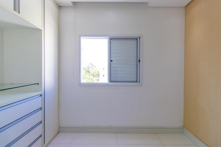 Quarto 1 de apartamento para alugar com 2 quartos, 56m² em Jardim Barbacena, Cotia