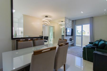 Apartamento para alugar com 2 quartos, 56m² em Jardim Barbacena, Cotia