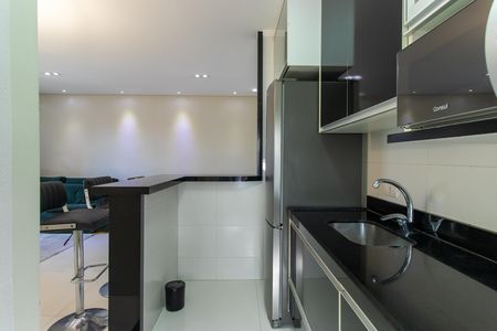 Cozinha de apartamento para alugar com 2 quartos, 56m² em Jardim Barbacena, Cotia