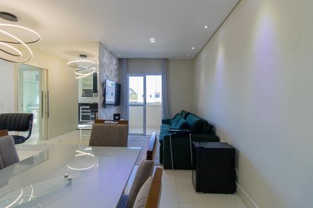 Sala de apartamento para alugar com 2 quartos, 56m² em Jardim Barbacena, Cotia
