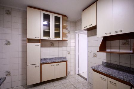 Casa à venda com 133m², 3 quartos e 2 vagasCozinha 