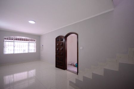 Casa à venda com 133m², 3 quartos e 2 vagasSala 