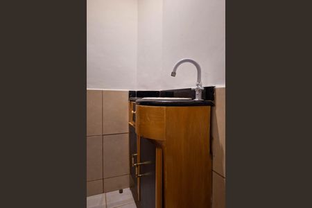 Casa de condomínio à venda com 104m², 3 quartos e 1 vaga Casa de condomínio à venda com 104m², 3 quartos e 1 vagaLavabo