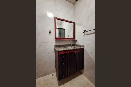 Casa de condomínio à venda com 104m², 3 quartos e 1 vaga Casa de condomínio à venda com 104m², 3 quartos e 1 vagaBanheiro Social 2