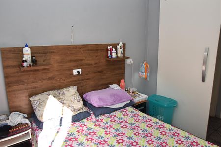 Casa à venda com 180m², 2 quartos e 1 vaga Casa à venda com 180m², 2 quartos e 1 vagaCasa 3- Quarto
