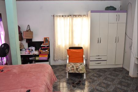 Casa à venda com 180m², 2 quartos e 1 vaga Casa à venda com 180m², 2 quartos e 1 vagaCasa 2- Quarto