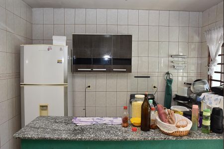 Casa à venda com 180m², 2 quartos e 1 vaga Casa à venda com 180m², 2 quartos e 1 vagaCasa 2- Cozinha