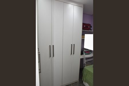 Casa à venda com 180m², 2 quartos e 1 vaga Casa à venda com 180m², 2 quartos e 1 vagaCasa 3- Quarto 2