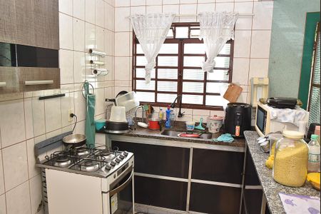 Casa 2- Cozinha de casa à venda com 2 quartos, 180m² em Água Doce, Jundiaí