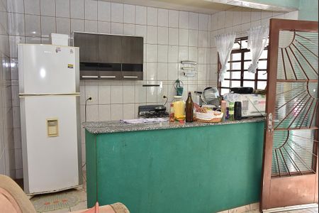 Casa à venda com 180m², 2 quartos e 1 vaga Casa à venda com 180m², 2 quartos e 1 vagaCasa 2- Cozinha