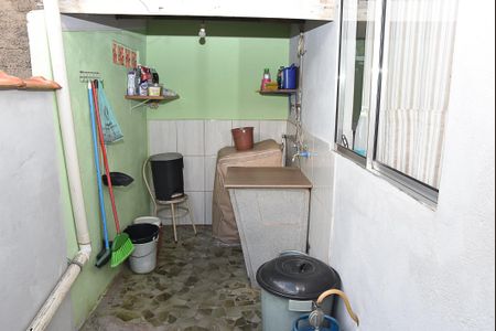 area serviço casa 4 de casa para alugar com 2 quartos, 180m² em Água Doce, Jundiaí