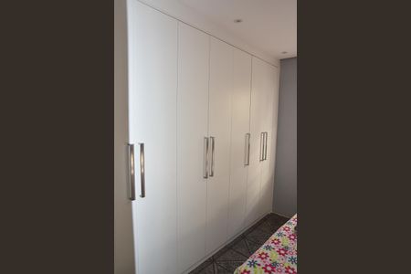 Casa à venda com 180m², 2 quartos e 1 vaga Casa à venda com 180m², 2 quartos e 1 vagaCasa 3- Quarto 2