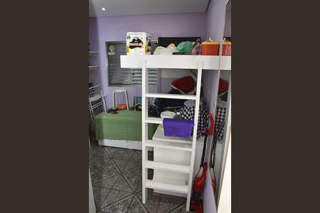 Casa à venda com 180m², 2 quartos e 1 vaga Casa à venda com 180m², 2 quartos e 1 vagaCasa 3- Quarto 2