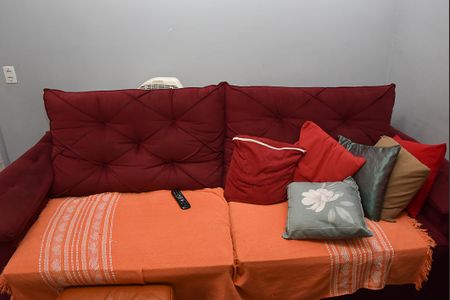 Casa à venda com 180m², 2 quartos e 1 vaga Casa à venda com 180m², 2 quartos e 1 vagaCasa 3- Sala