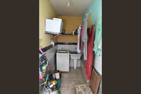 Casa à venda com 180m², 2 quartos e 1 vaga Casa à venda com 180m², 2 quartos e 1 vagaCasa 2- Área de serviço