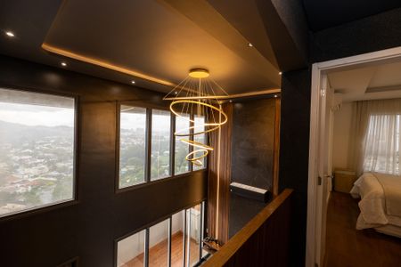 Apartamento à venda com 134m², 3 quartos e 2 vagas Apartamento à venda com 134m², 3 quartos e 2 vagasHall