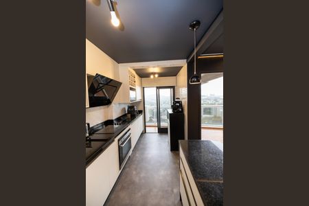 Cozinha de apartamento à venda com 3 quartos, 134m² em Empresarial 18 do Forte, Barueri