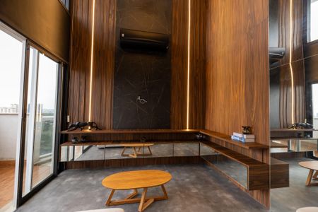 Sala de apartamento à venda com 3 quartos, 134m² em Empresarial 18 do Forte, Barueri