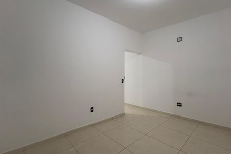Casa à venda com 30m², 1 quarto e sem vagaQuarto