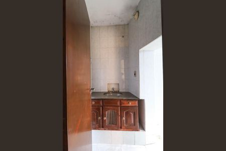 Casa para alugar com 100m², 2 quartos e 1 vagaBanheiro social